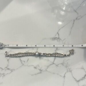 Elegant Silver Bracelet with Pearl Accent